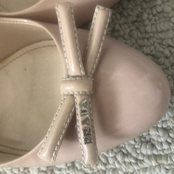 Prada Pumps - Picture 6 of 7